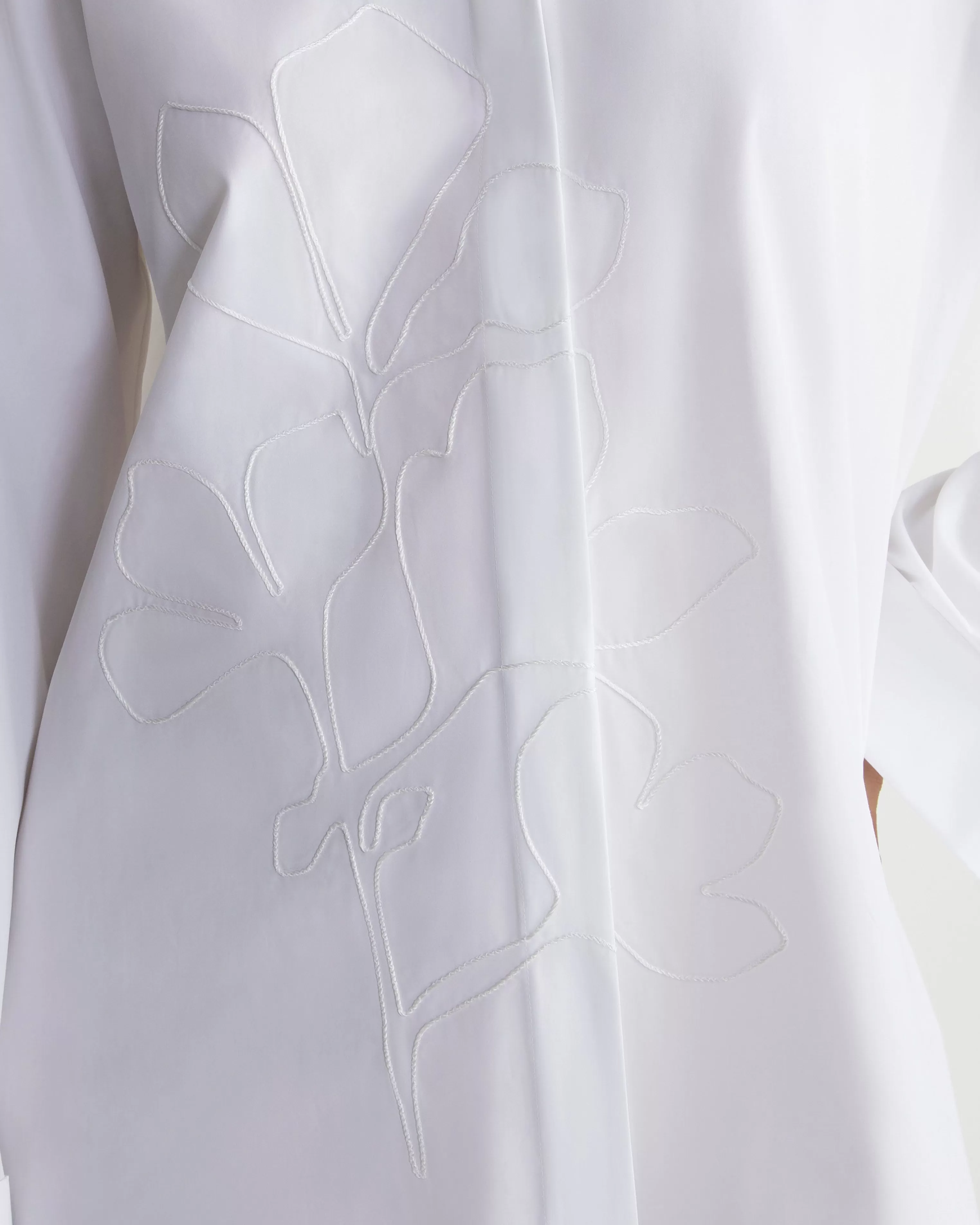 Embroidered Rose Organic Cotton Poplin Oversized Shirt<Lafayette 148 New York Hot